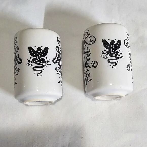Owlcrate New French Aesthetic Salt & Pepper shakers - Picture 2 of 12